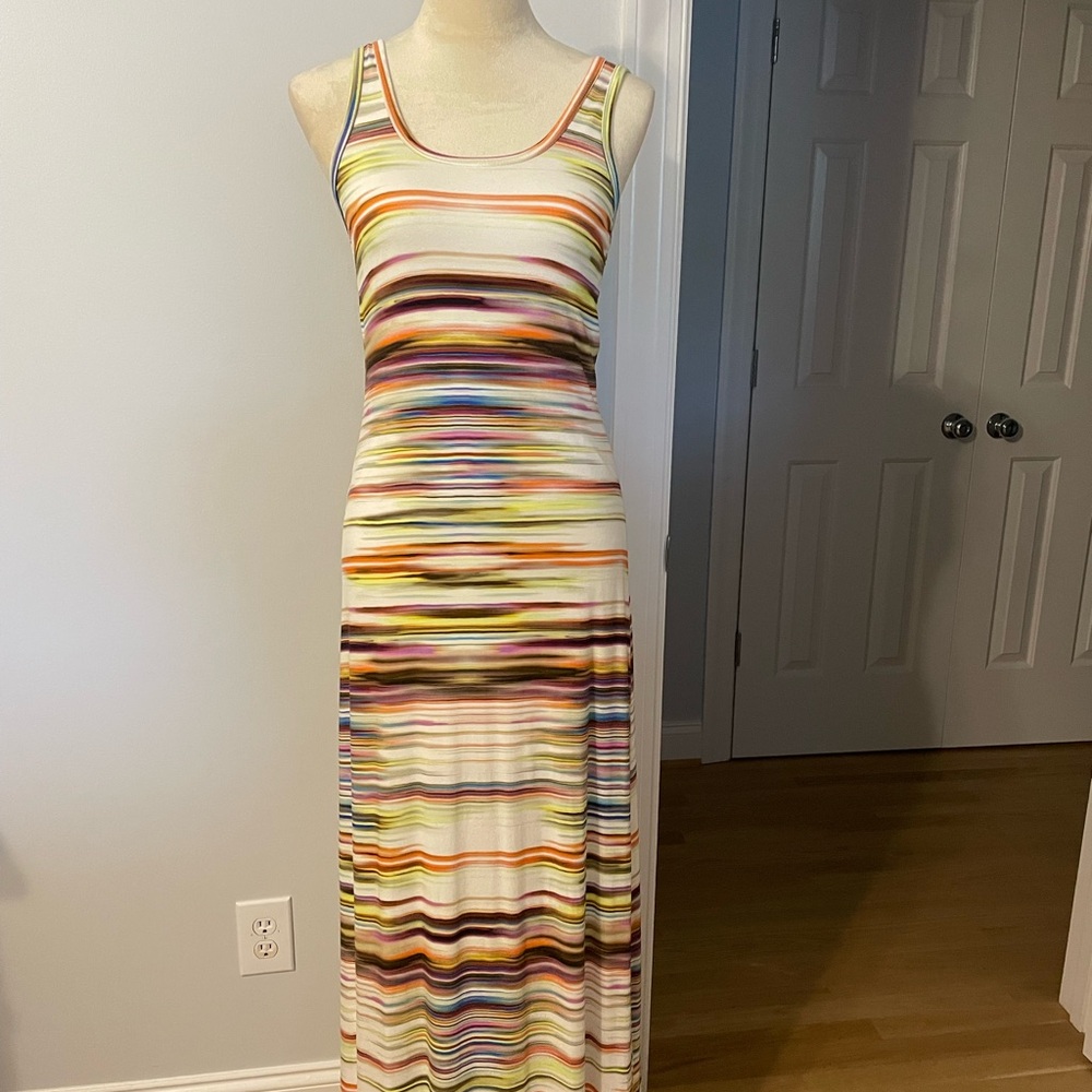Multicolor Sleeveless Maxi Dress for Casual Resort Wear